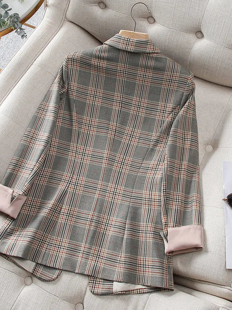 Vintage Plaid Long Jacket for Women - Slim Fit Fashion