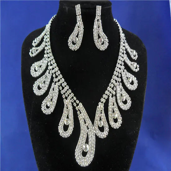 Popular Stage Necklace and Bridal Rhinestone Set